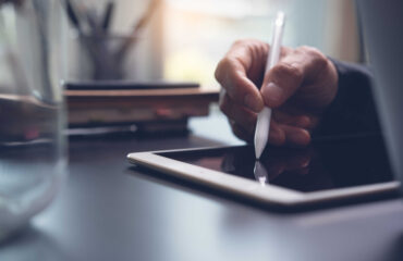 How to Make a Smart Contract Work for the Insurance Industry